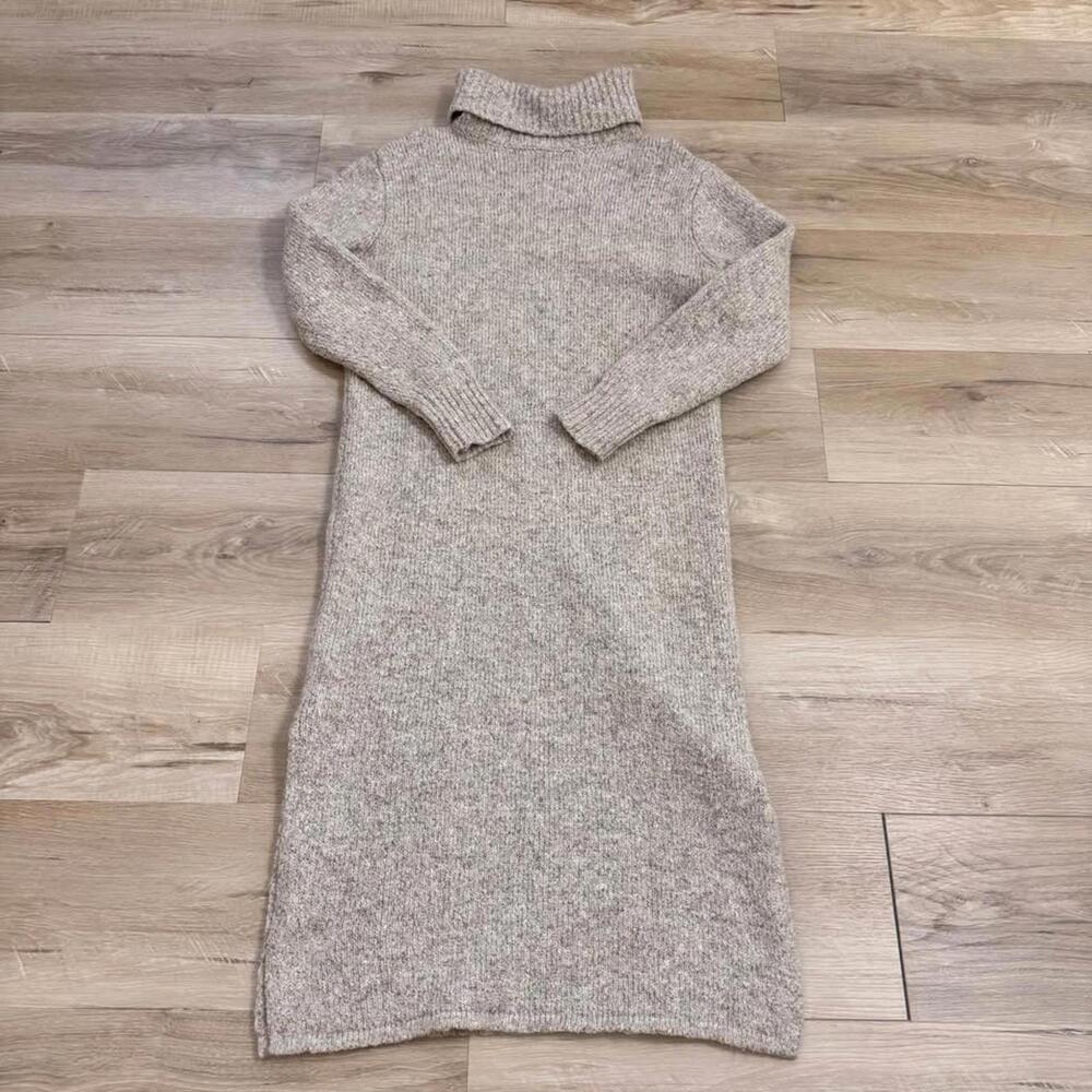 Yes Lola Full Length Turtle Neck Sweater Dress Women's M‎ 5% Wool